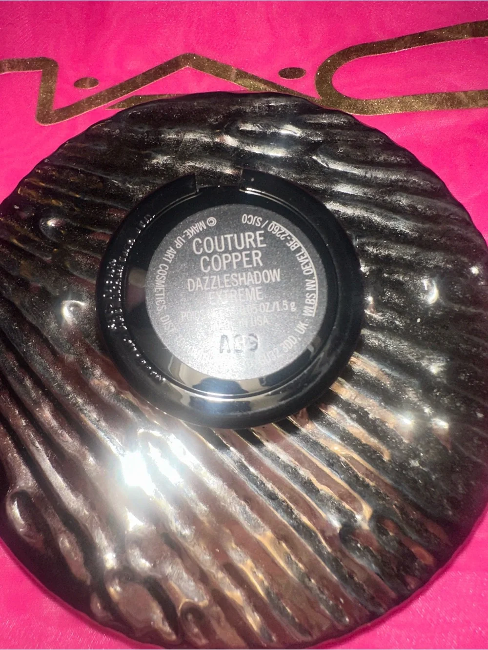 MAC Couture Copper Dazzleshadow Extreme Eyeshadow — Brand New